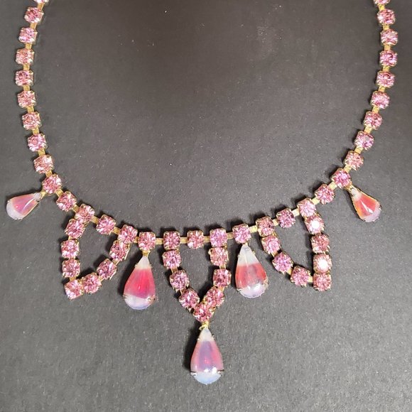 1950's vintage pink necklace - Picture 1 of 3